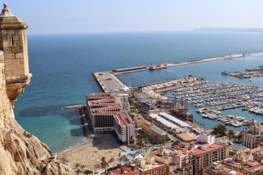 La Casita Azul Apartment Alicante Luaran gambar
